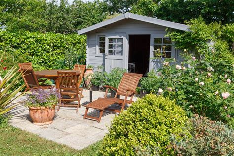 Quel salon de jardin choisir pour en profiter toute l'année ? - Le Blog