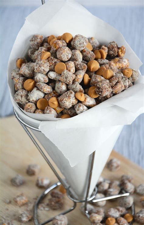 The red and green puppy chow chex is so festive. Captain Crunch Peanut Butter Puppy Chow
