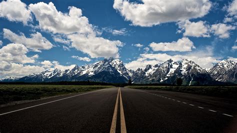 Beautiful Road On Way Of Mountain Hd Wallpapers