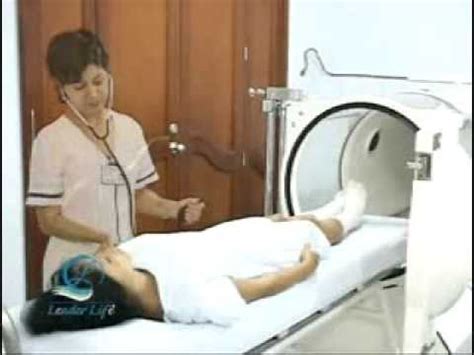 La oxigenoterapia hiperbárica como tratamiento de calidad de vida, ofrece múltiples beneficios cuando se aplica como tratamiento. Cámara Hiperbárica - YouTube