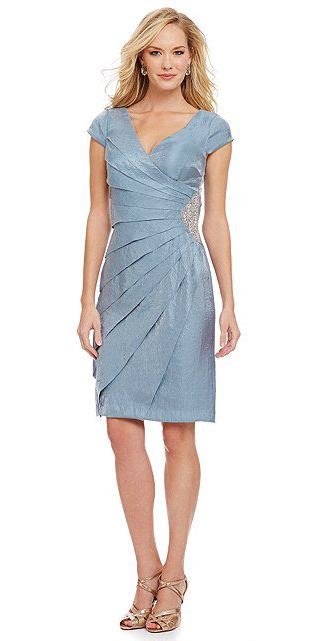Choosing the beach wedding dress that's perfect for your ceremony, style and location is very important. Mother of the Bride Dresses for a Beach Wedding | Dress ...