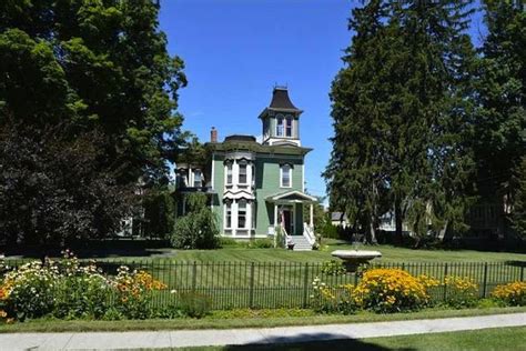 Sweet House Dreams 1880 Italianate Victorian In Dundee New York