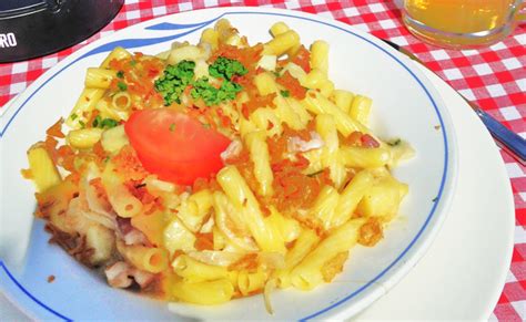 Ce livescore affiche les resultats foot en direct des differents championnats et coupes en suisse. Top 10 Swiss foods - with recipes - Expat Guide to ...