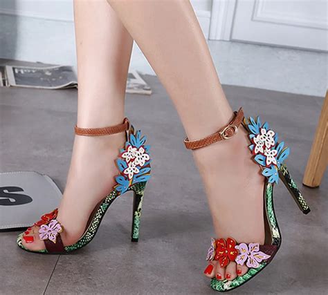 Summer Sandals High Heels Open Toe Luxury Brand Shoes Woman Sandals With Floral Wings Serpentine