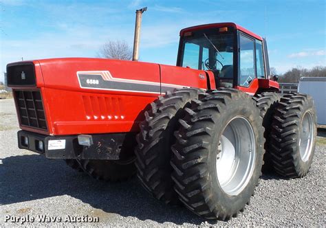 1982 International 6588 4WD tractor in Jackson, MO | Item DH7841 sold ...