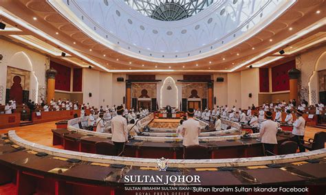 Sesuatu yang perlu difahami oleh rakyat malaysia secara umum adalah tentang sejarah islam yang sekian lama bertapak di tanah melayu ini, seterusnya dibinanya sebuah tamadun islam. SURAT l Bolehkah sultan bubar DUN tanpa nasihat MB?
