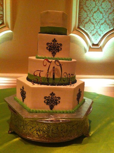 Cakes are available in traditional styles as well as outrageous themes. Cut The Cake - Orlando, FL Wedding Cake