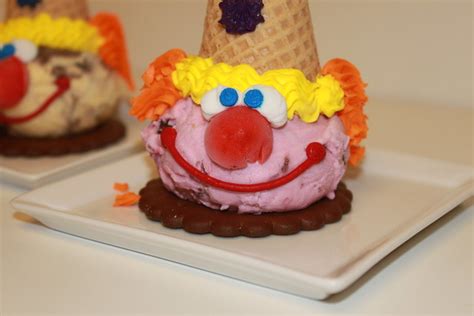 Baskin Robbins Clown Cone Random Pocket Notes Photography Flickr