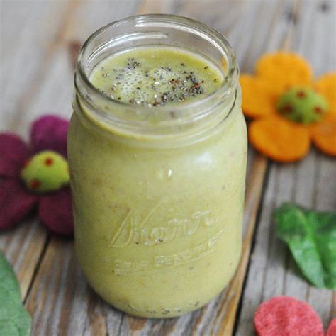 Superloaded Fruit And Greens Smoothie Filled With Peaches