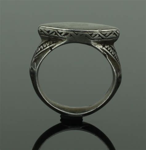 Heavy Ancient Medieval Silver Ring Circa 14th Century Ad Trinity