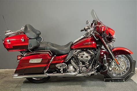 Hello john here a motorcycle enthusiast i wrench & ride cause it makes me feel good! 2009 Harley-Davidson FLHTCUSE4 CVO Ultra Classic Electra ...