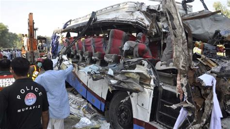 Dozens Dead In Bus Crash In Pakistan News Al Jazeera