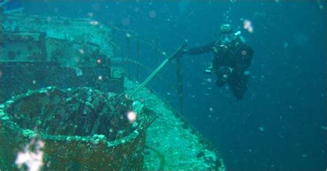 Uss Oriskany Sunk By Navy Used As Artificial Reef The New York Times