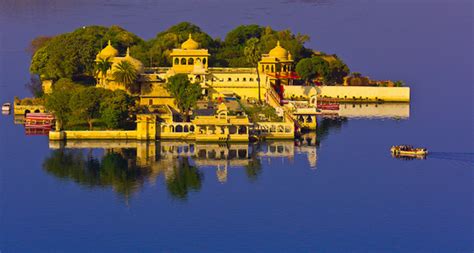 Jaipur Udaipur Weekend Tour 2 Nights And 3 Days Package