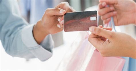 The american express blue business plus card provides two points per dollar on up to $50,000 spent per year and one point per dollar after that. The Best Canadian Credit Cards Of 2015 | HuffPost Canada