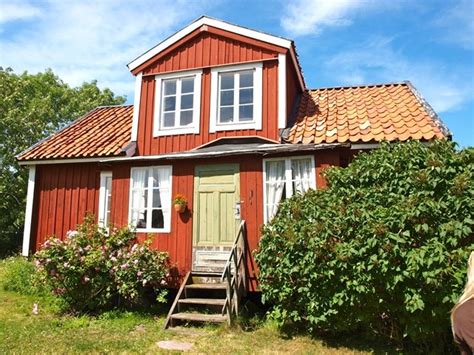 Dizinin senaryosu astrid lindgren tarafından yazılmıştır. Astrid Lindgren Welt in Vimmerby / Artikel - besuchschweden.de