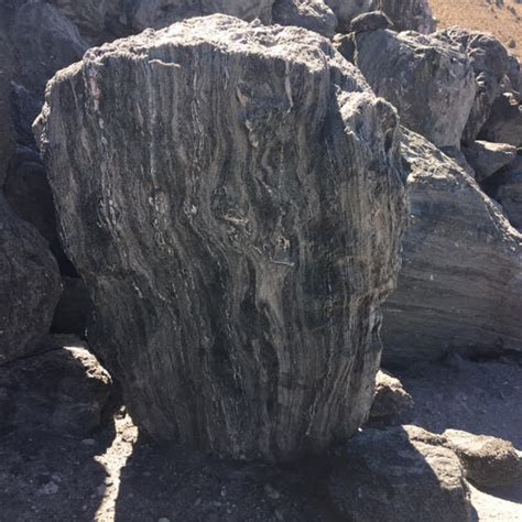 Landscaping Boulders | Featherock, Inc.
