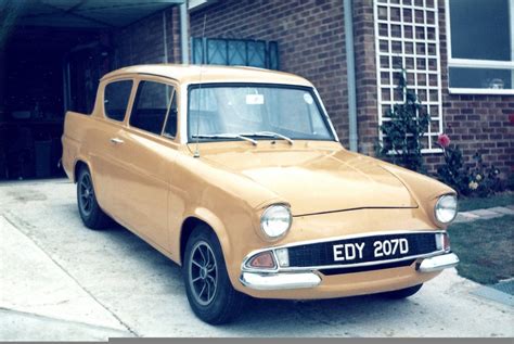Great savings & free delivery / collection on many items. Ford Anglia 105E :: 1 photo and 42 specs :: autoviva.com
