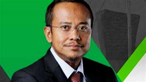 Pejabat setiausaha kerajaan negeri terengganu, wisma darul iman, 20503 kuala terengganu. 11 portfolio baru diperkenal di Terengganu | Free Malaysia ...