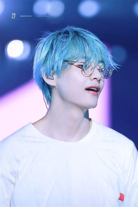 35+ HD Photos of Taehyung with His Blue Hair That Makes ...