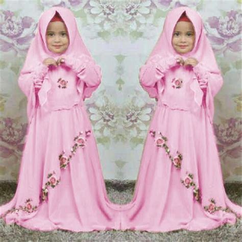 Konveksi busana muslim inaya adalah salah satu perusahaan yang ada di indonesia yang memproduksi berbagai model busana muslim khusus untuk wanita muslimah dengan menggunakan. 32 Konsep Populer Model Pakaian Anak Busana Muslim