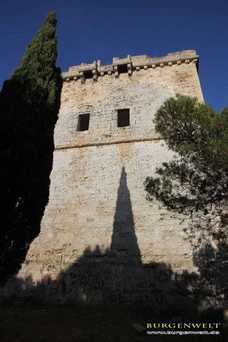 Das hotel santa caterina liegt im herzen des mittelmeers mit blick auf das meer von amalfi und bietet den gästen einen echten vorgeschmack auf das. Burgenwelt - Torre Santa Caterina - Italien