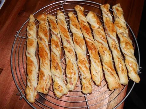 Blätterteig Nussgipfel Rezept