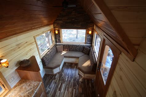 Simblissitys 204 Sq Ft Stone Cottage Tiny House Town