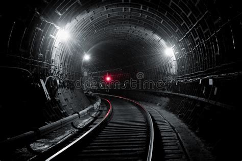 Tunnel Nyc De Souterrain Kiev Ukraine Kyiv Ukraine Image Stock