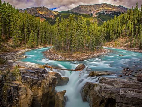 Canada Sunwapta Falls In Jasper National Park 2017 Bing Desktop