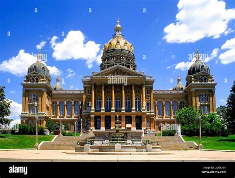 Des Moines Iowa State Capitol Building Ia Stock Photo Alamy