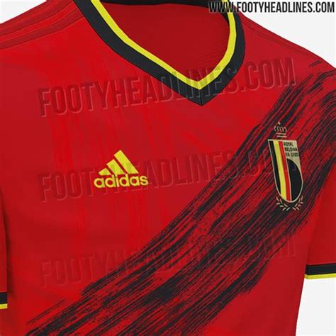 Obviamente con la península de #crimea. Los uniformes que se usarán en la Eurocopa 2020: FOTOS ...