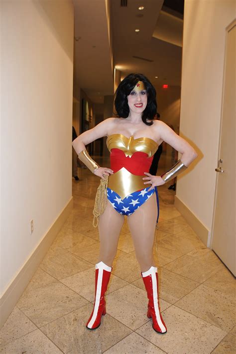 Sexy Cosplay Wonder Woman Photo X Vid