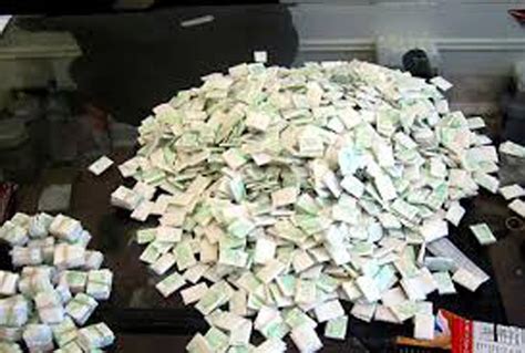 Upload your own designs for a truly memorable gift. Woman sells heroin to bail out jailed boyfriend - News ...