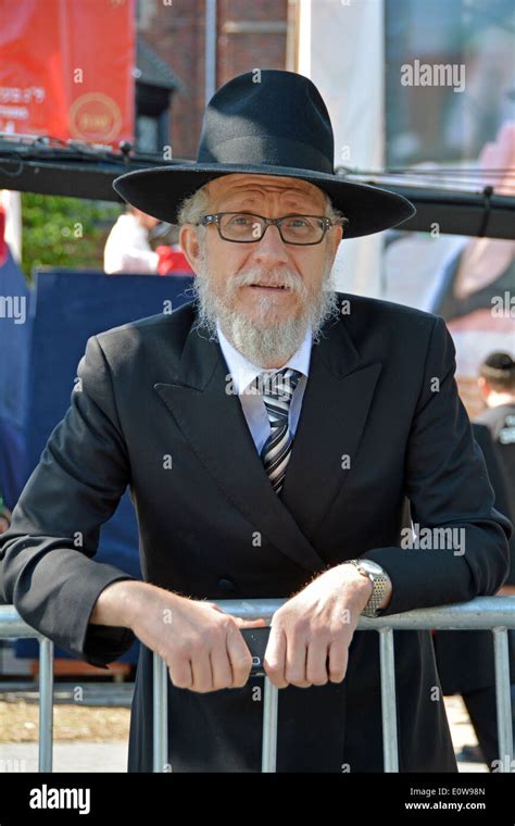 Rabbi Shimon Hecht An Important Member Of The Lubavitch Community In