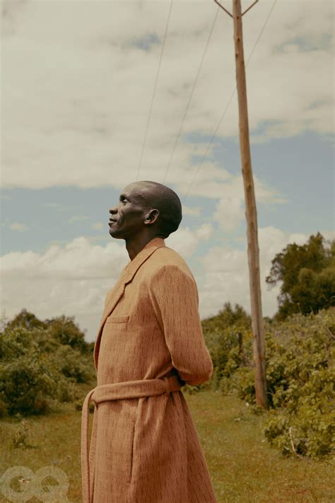 Jun 25, 2021 · kipchoge became the first person to run a marathon in under two hours at the ineos 1:59 challenge in vienna in 2019. How Eliud Kipchoge Broke Running's Mythic 2-Hour Barrier | GQ