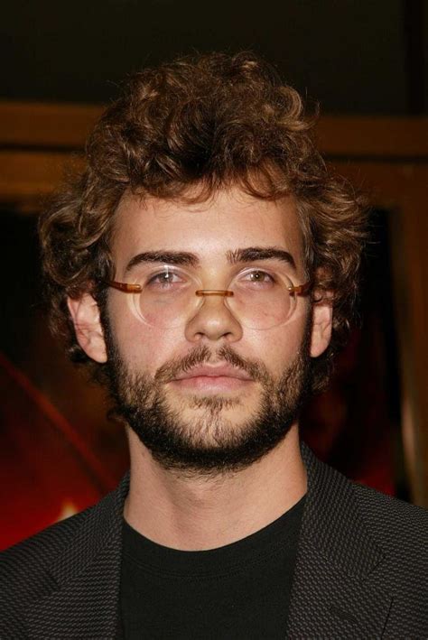 Rossif sutherland (25 september 1978) is a canadian actor. Rossif Sutherland | Celebrities | Hollywood.com
