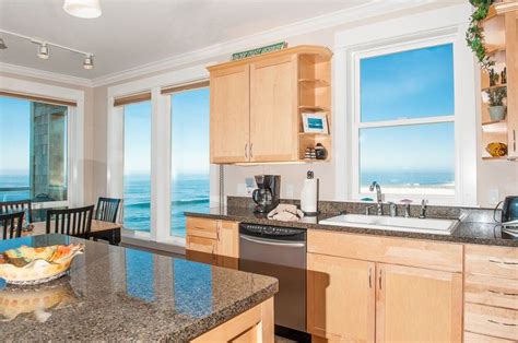 Our Oregon Coast Rentals Offer Full Equipped Kitchens City Vacation