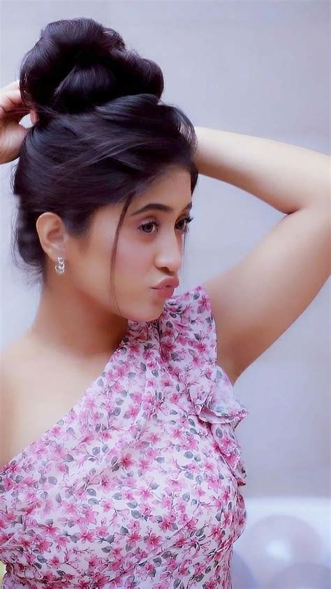 Shivangi Joshi Ka Shivangi Joshi Pout Face Indian Actress Hd Phone