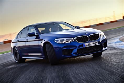 Scheduled for launch on the same sales start date as the standard m5 is the bmw m5. photo BMW M5 (F90) V8 4.4 600 ch berline 2018 ...