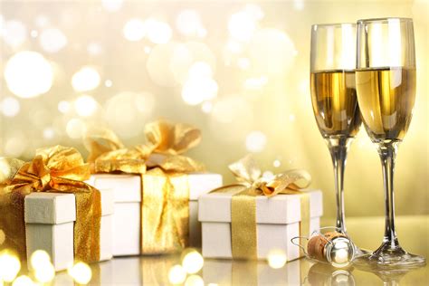 The new year's purple shimmering champagne. Champagne boxes gifts holiday christmas merry wallpaper | other | Wallpaper Better