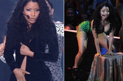 Nicki Minaj Simulates Sex During Anaconda Before Dress Falls Apart At