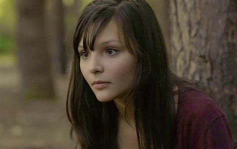 The Walking Dead Season 9 Casts Cassady Mcclincy As Lydia Who Is She