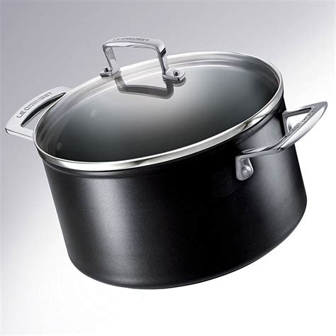 Procure os clássicos em ferro fundido de le creuset e os fundamentos modernos da cozinha: Le Creuset Toughened Non-Stick Deep Casserole 24cm with ...