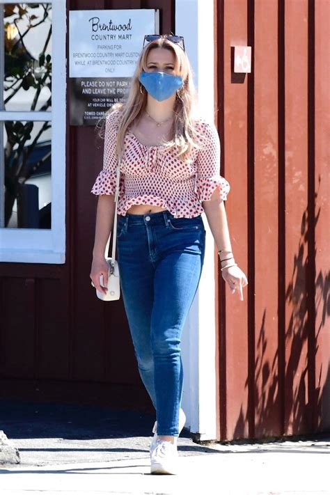 Ava Phillippe Looks Cute In A Polka Dot Top While Making A Visit To The