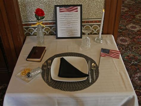 Memorial Day Table Set At Steinbeck House