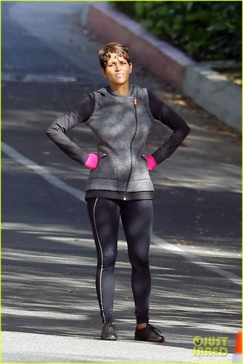 These Photos Of Halle Berry Working Out Are The Motivation You Need To Hit The Gym This Weekend