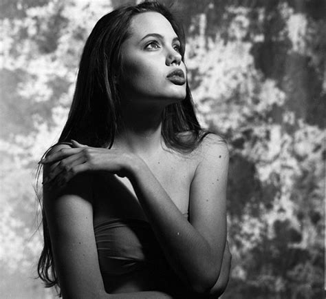 Анджелина Джоли в молодости Откровенные фото актрисы — Starnote