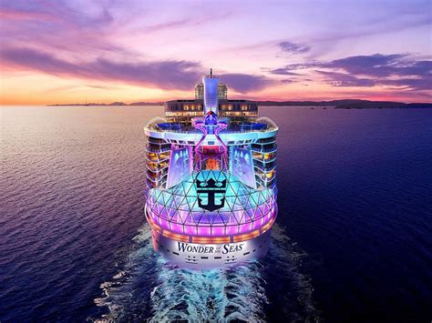 Wonder of the Seas Photos on iCruise.com