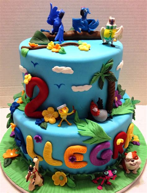 Find 20 super easy birthday cakes that anyone can decorate. MaryMel Cakes: "Rio" themed birthday cake